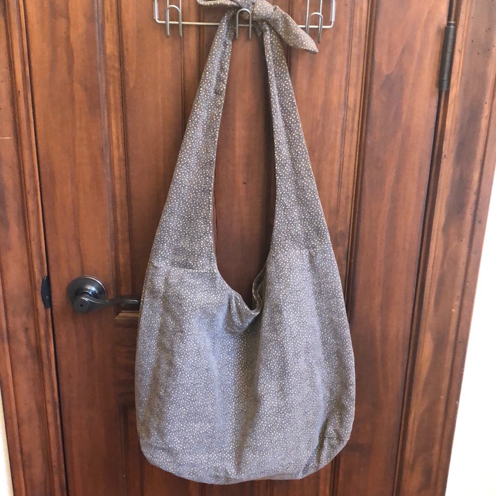 NWOT Lindsay Phillips Convertible Hobo bag